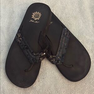 Yellow Box Women's Black Sandals